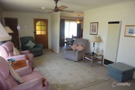 Property photo of 2/2 Barry Street Moe VIC 3825
