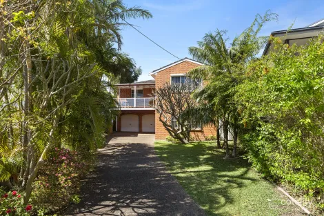 69 Sunshine Pde, Sunshine, NSW 2264