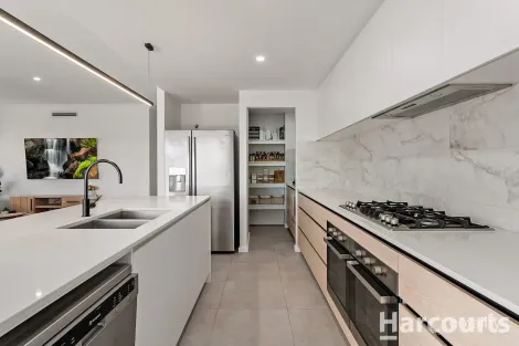 Property photo of 28 Arcadia Close Dudley Park WA 6210