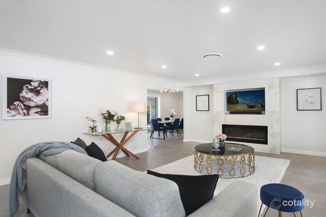 Property photo of 2 Lismore Close Bossley Park NSW 2176