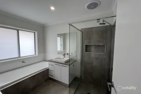 Property photo of 76 Larmer Street Howlong NSW 2643