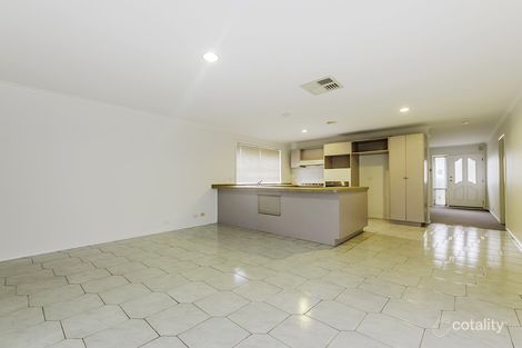 Property photo of 15 Golden Square Crescent Hoppers Crossing VIC 3029