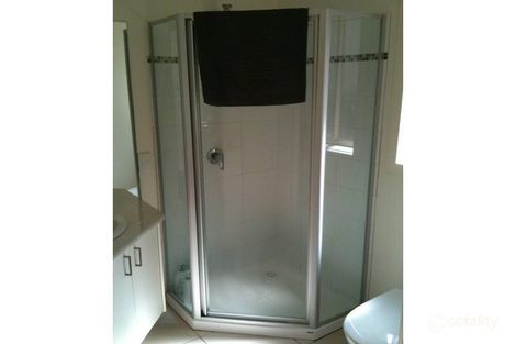 Property photo of 3 Candee Court Kennington VIC 3550