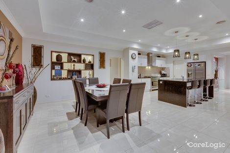 Property photo of 11 Chancery Way Taylors Hill VIC 3037