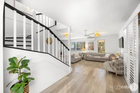 Property photo of 5 Corella Drive Parrearra QLD 4575