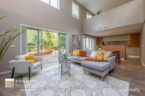 Property photo of 33 Kitchener Street Hughes ACT 2605