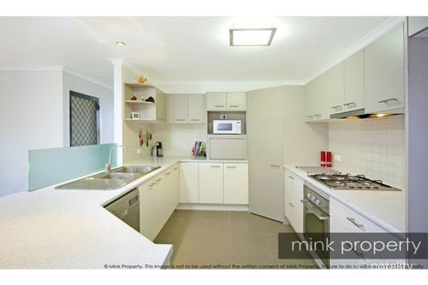 Property photo of 19 Riveroak Way Sippy Downs QLD 4556