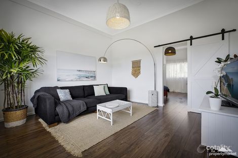 Property photo of 14 Woodlawn Drive Budgewoi NSW 2262