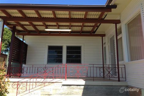 Property photo of 10 Scott Road Mannering Park NSW 2259