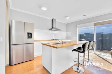 Property photo of 10 Leo Avenue Tarneit VIC 3029