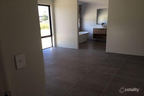 Property photo of 8 Radar Break Secret Harbour WA 6173