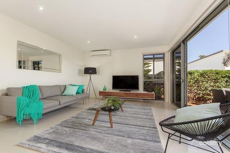 3/132 Eugaree St, Southport, QLD 4215