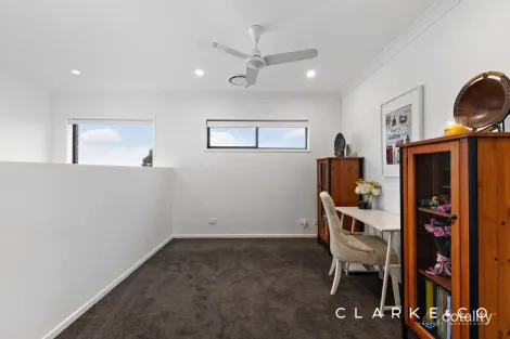 Property photo of 101 Dragonfly Drive Chisholm NSW 2322