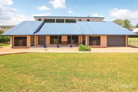 Property photo of 18 The Outlook Kirkham NSW 2570
