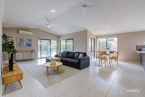 Property photo of 21 Beaumont Crescent Pacific Pines QLD 4211