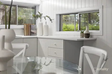 Property photo of 2 Charlotte Street Blackstone QLD 4304