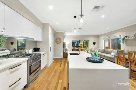 Property photo of 6 Wallaroo Way Doreen VIC 3754