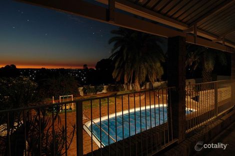12 Henrietta Ave, Mount Nasura, WA 6112