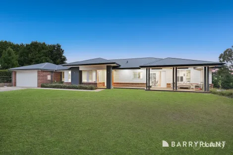 Property photo of 53 Caserta Drive Berwick VIC 3806