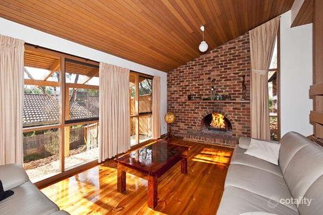 Property photo of 27 Leane Drive Eltham VIC 3095