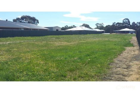 5 Hillcrest Dr, Maffra, VIC 3860