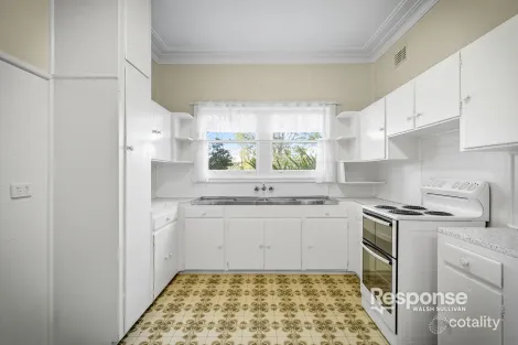 Property photo of 68 Moxhams Road Winston Hills NSW 2153