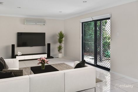 Property photo of 2/48 Alva Terrace Gordon Park QLD 4031
