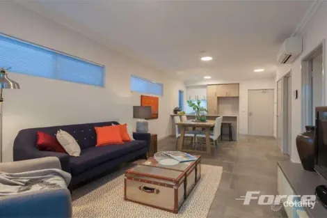 Property photo of 4/6 Argyll Place Duncraig WA 6023