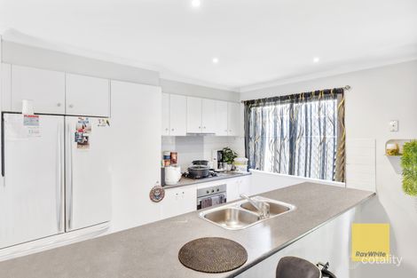 Property photo of 17 Lindsay Gardens Point Cook VIC 3030