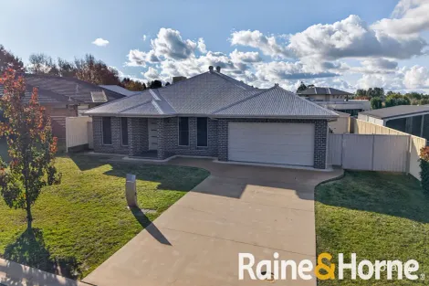 Property photo of 59 Lakeside Circuit Dubbo NSW 2830