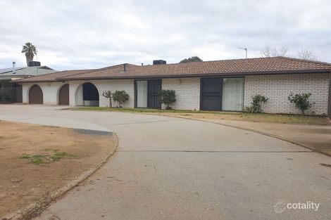 8 Stewart St, Cowra, NSW 2794