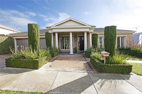 12 Clydesdale Way, Highton, VIC 3216