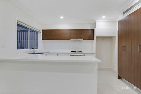 Property photo of 1/10 Old Glenfield Road Casula NSW 2170