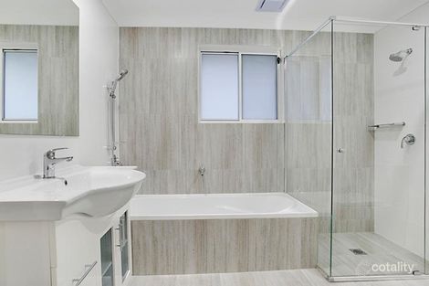 Property photo of 1/10 Old Glenfield Road Casula NSW 2170