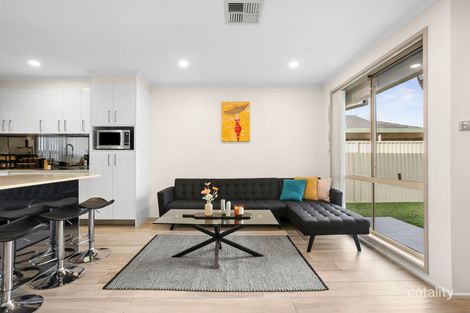 Property photo of 45/45A Southee Circuit Oakhurst NSW 2761