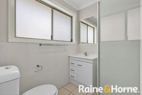 Property photo of 59 Lakeside Circuit Dubbo NSW 2830