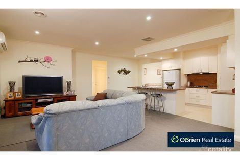 Property photo of 15/18-26 Marlesford Crescent Berwick VIC 3806