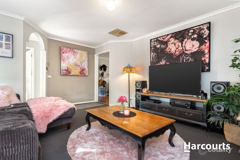 Property photo of 1 Amaroo Court Berwick VIC 3806