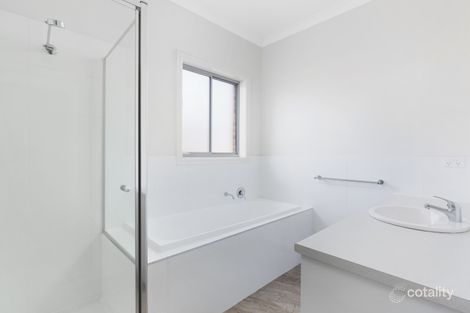 Property photo of 5/28 Gordon Crescent Romsey VIC 3434