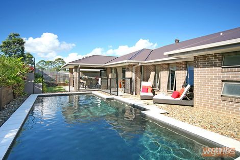 13 Straker Dr, Cooroy, QLD 4563