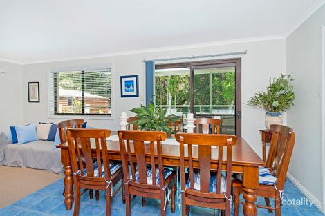 Property photo of 1 Banjora Place Lake Cathie NSW 2445