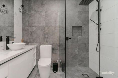 Property photo of 27 Mumm Street Wollert VIC 3750