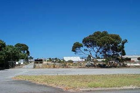 15 Kelly St, Orana, WA 6330