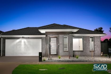 Property photo of 27 Mumm Street Wollert VIC 3750