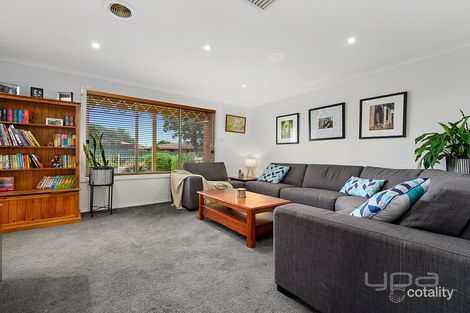 Property photo of 10 Hornbuckle Crescent Melton VIC 3337