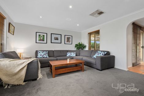 Property photo of 10 Hornbuckle Crescent Melton VIC 3337