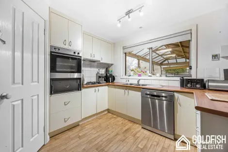 Property photo of 57 Dyson Drive Alfredton VIC 3350