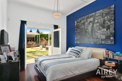Property photo of 42 Doonan Road Nedlands WA 6009
