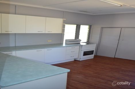 Property photo of 15 New Street Emerald QLD 4720