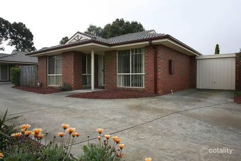 Property photo of 2/63 Cheviot Avenue Berwick VIC 3806